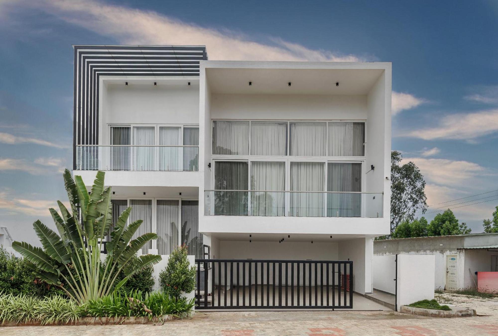 Celestial Sapphire Villa Pvt Pool Veg Food 4Bhk Dod Ballāpur Екстериор снимка