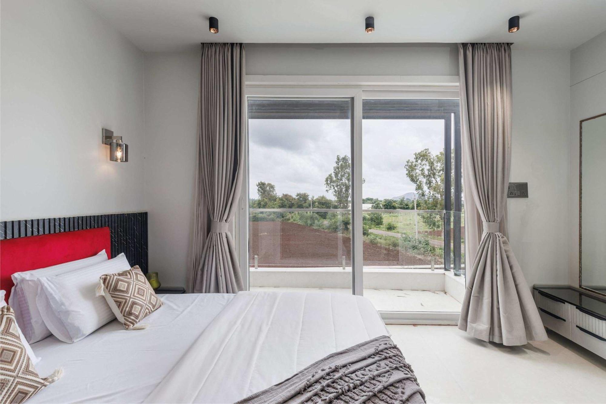 Celestial Sapphire Villa Pvt Pool Veg Food 4Bhk Dod Ballāpur Екстериор снимка