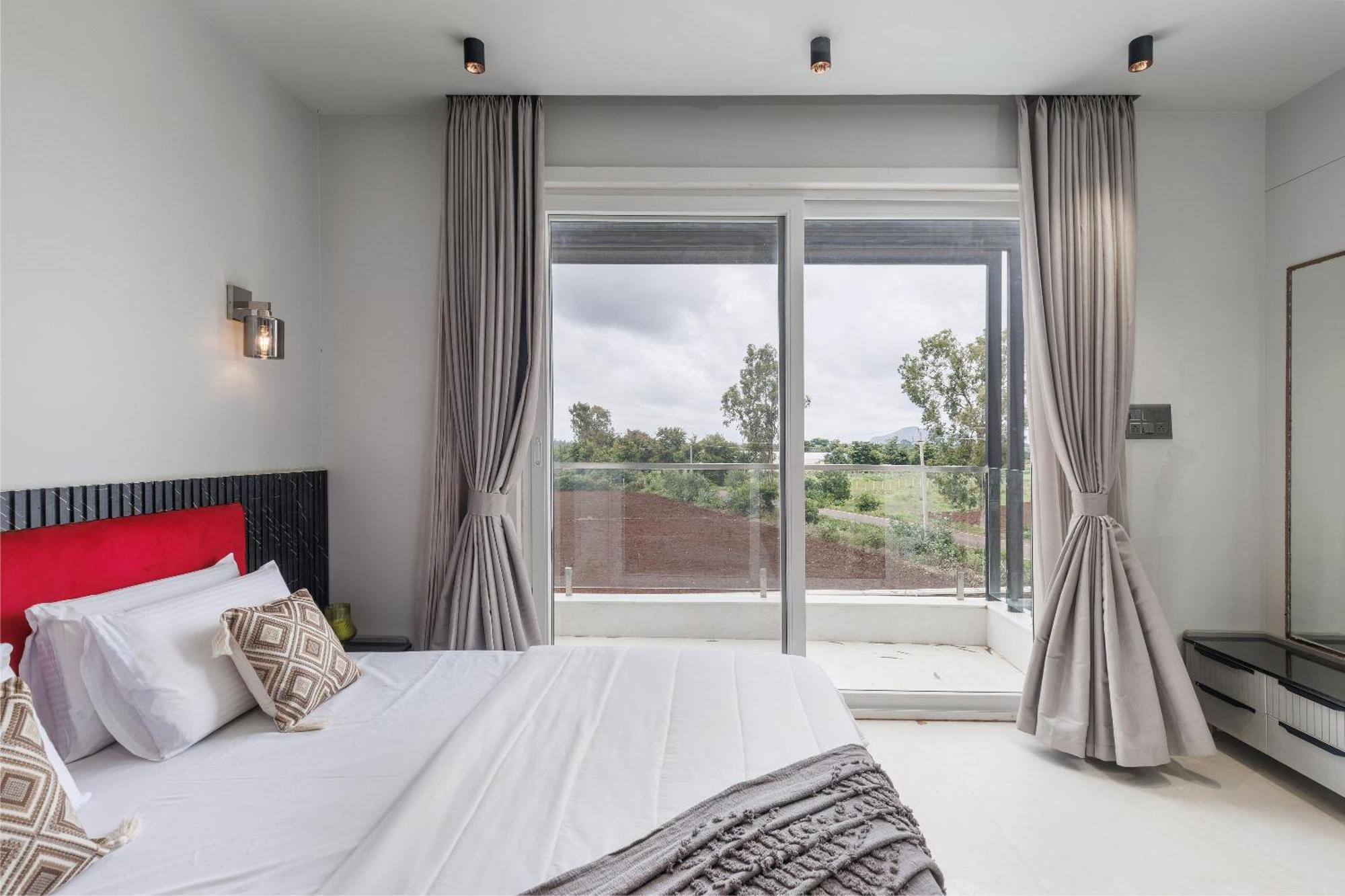 Celestial Sapphire Villa Pvt Pool Veg Food 4Bhk Dod Ballāpur Екстериор снимка